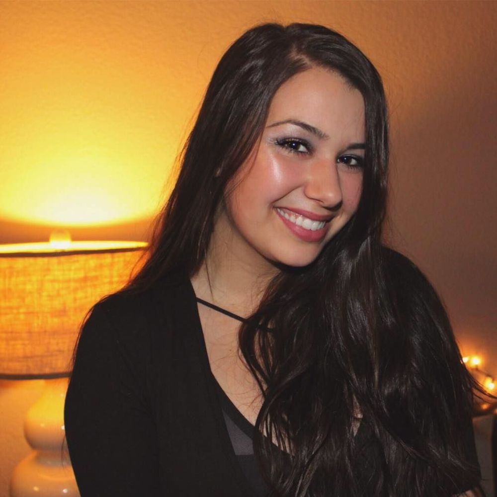 Meet your Posher, Hannah